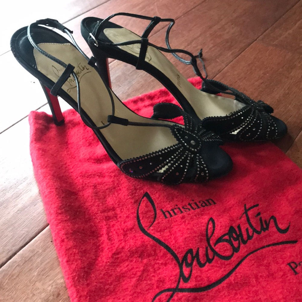 Authentic  CHRISTIAN LOUBOUTIN Margarita 37.5